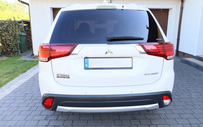 Mitsubishi Outlander cena 85000 przebieg: 56500, rok produkcji 2016 z Jutrosin małe 254